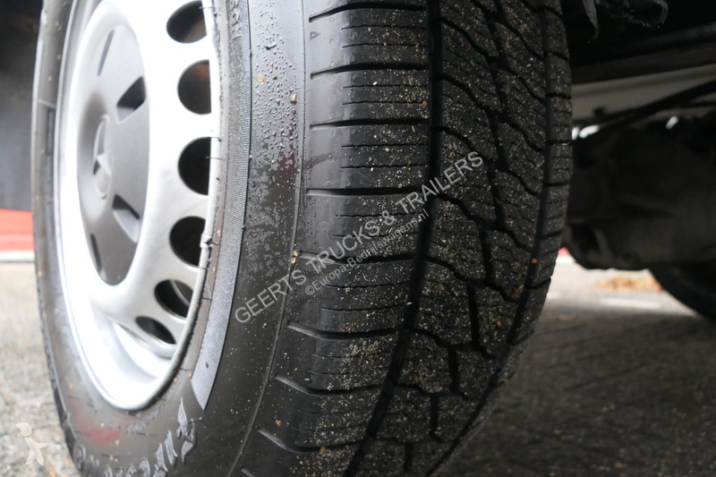 Лекотоварен автомобил Mercedes 314 CDi | XARIOS...