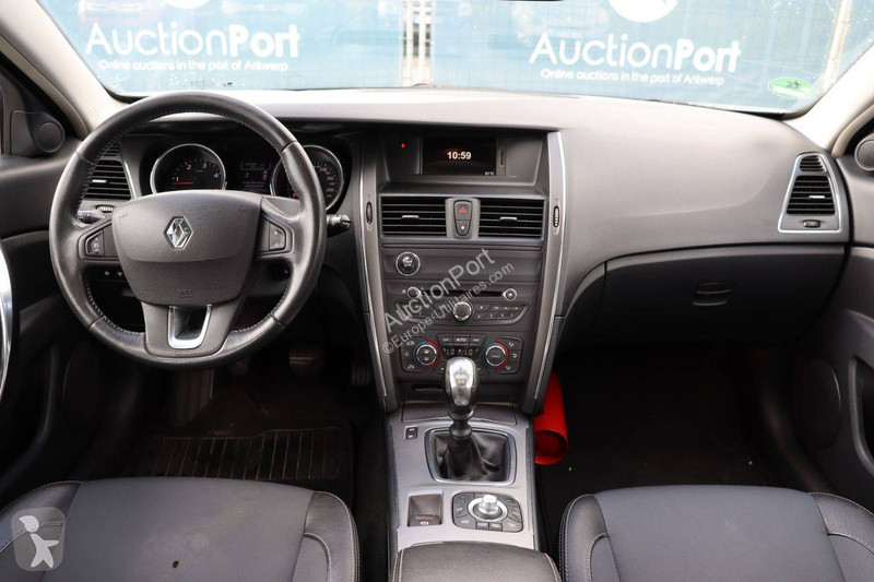 Haszongépjármű Renault  latitude