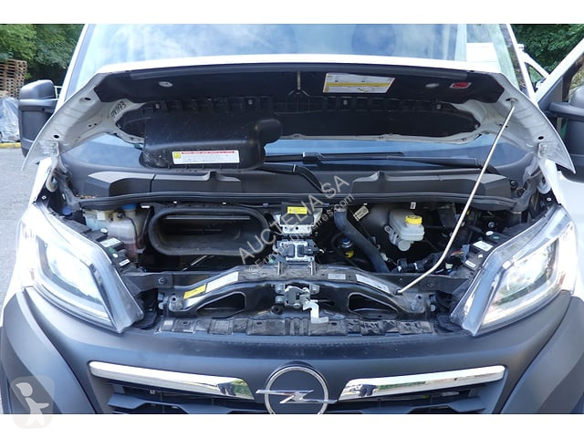 Véhicule utilitaire Opel
