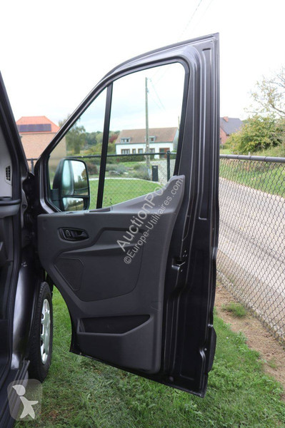 Véhicule utilitaire Ford