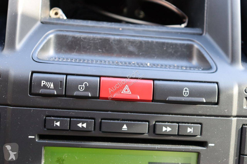 Véhicule utilitaire Land Rover HSE i6