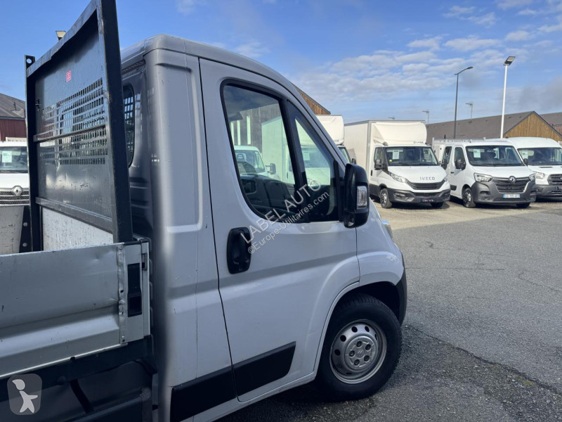 Citroën JUMPER 3T5 PLATEAU 4M20 2.2 HDI 140CH van