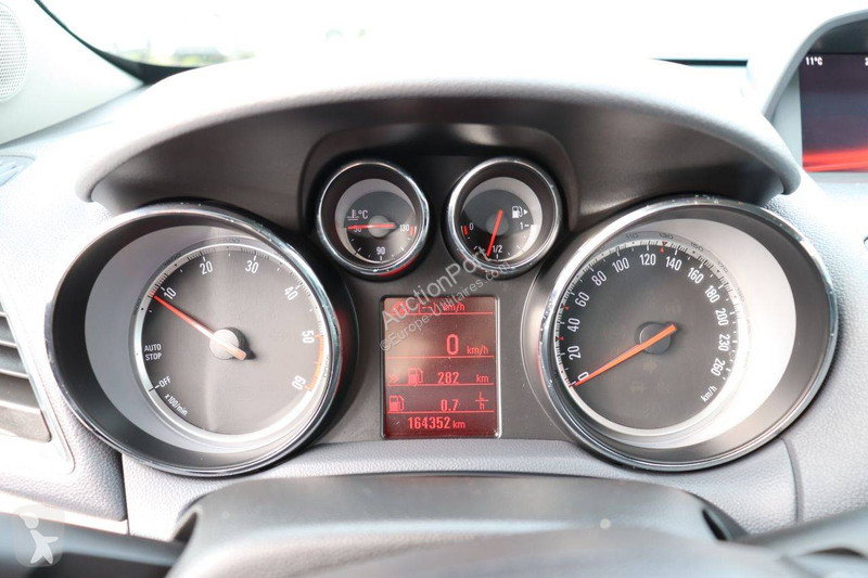 Véhicule utilitaire Opel