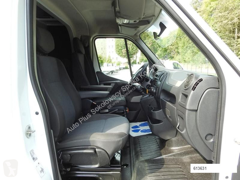 Autoutilitară Renault MASTER PLANDEKA 8 PALET...