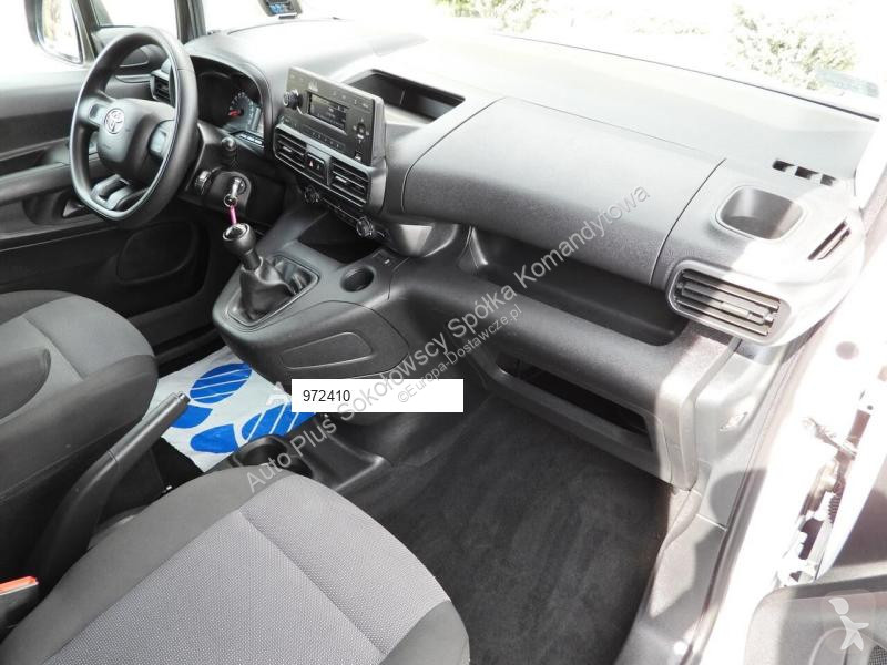 Užitkové vozidlo Toyota CITY  FURGON CHŁODNIA...