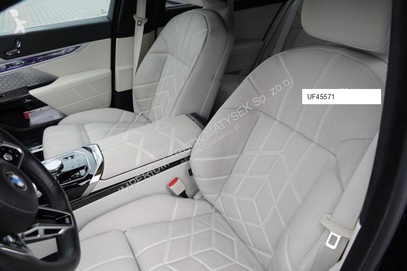 Véhicule utilitaire BMW 7 xDrive M Sport