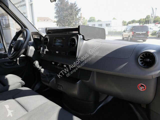 Autoutilitară Mercedes 314 CDI...