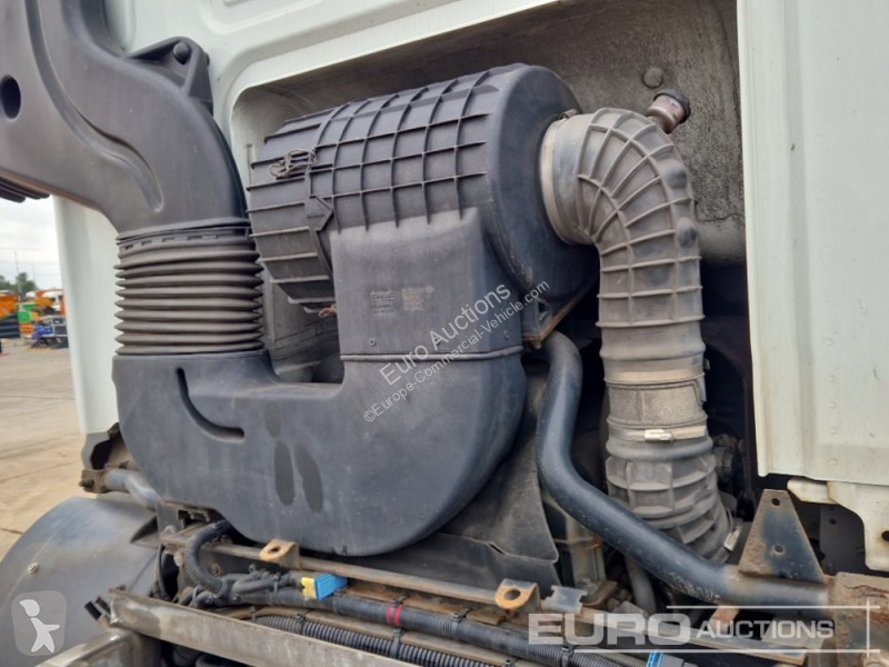 Véhicule utilitaire  CF400