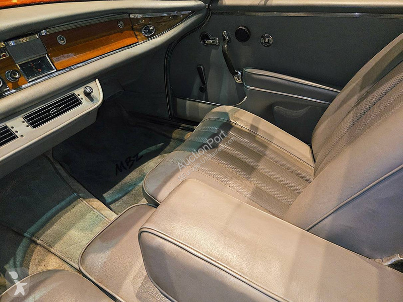 Furgoneta Mercedes (W112) Coupé _ 300 SE...
