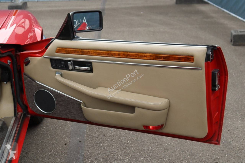 Véhicule utilitaire Jaguar Convertible -S