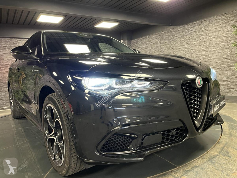 Samochód dostawczy Alfa-Roméo STELVIO 2.2 D -...