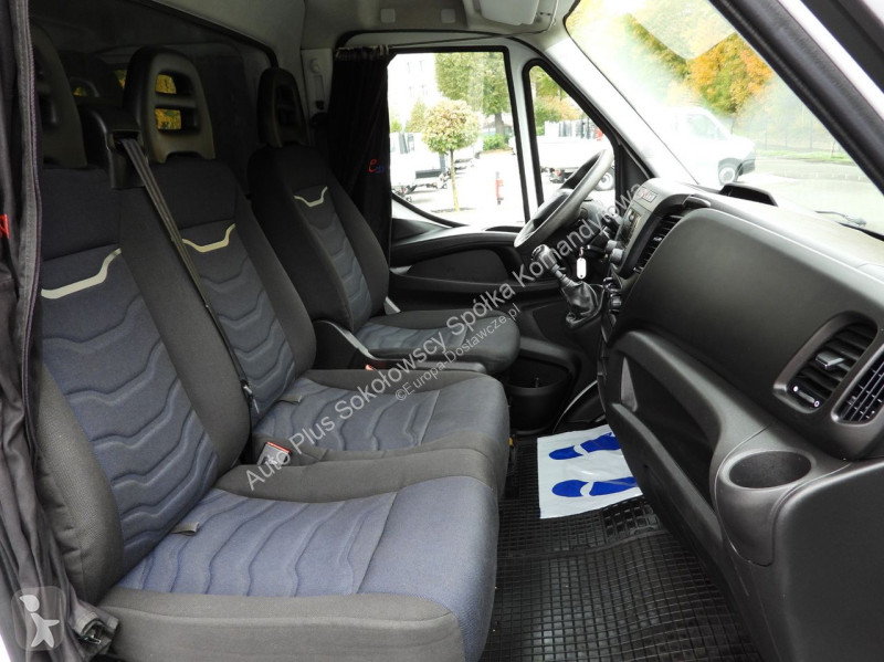 Лекотоварен автомобил Iveco 35S18 DAILY