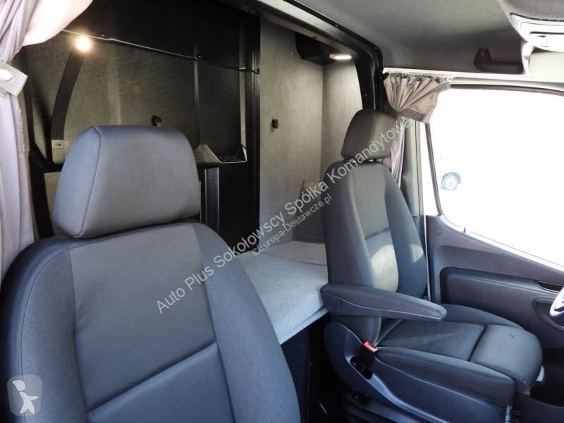 Autoutilitară Mercedes 23RANSIT