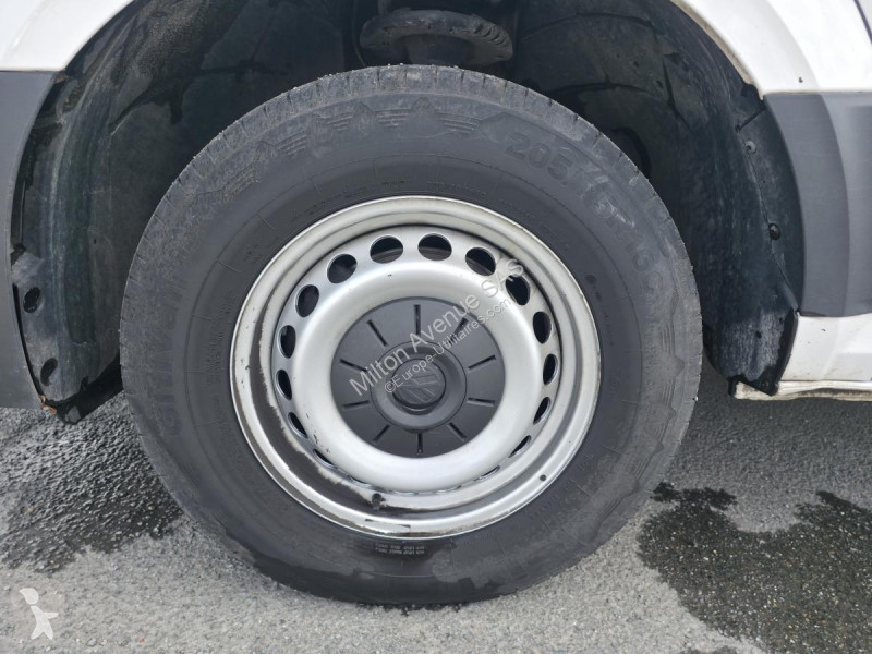 عربة نفعية Volkswagen CRAFTER 30 L3H3 2.0 TDI -...