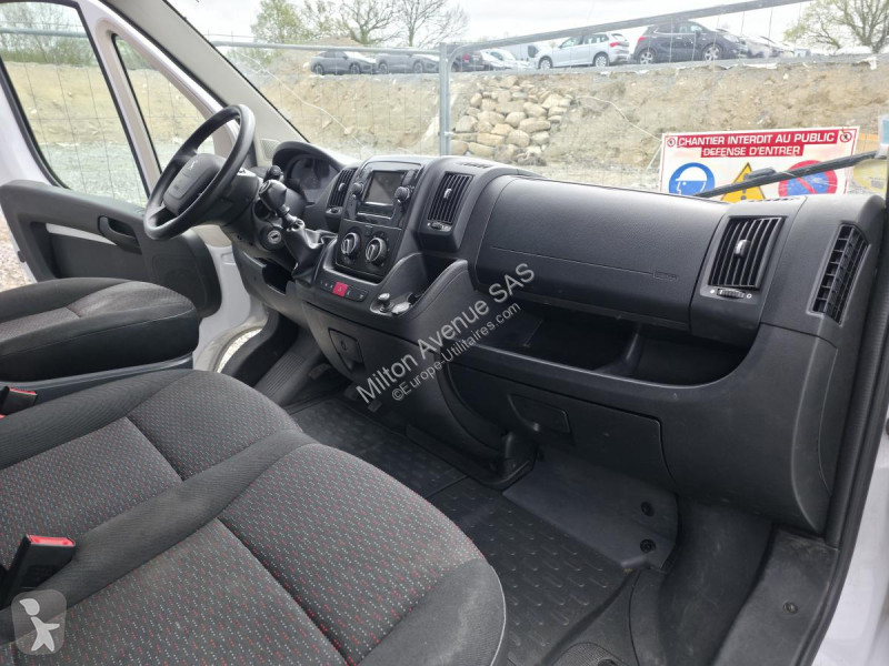 Peugeot BOXER Asphalt 335 L2H2 2.2 BlueHDi 140...
