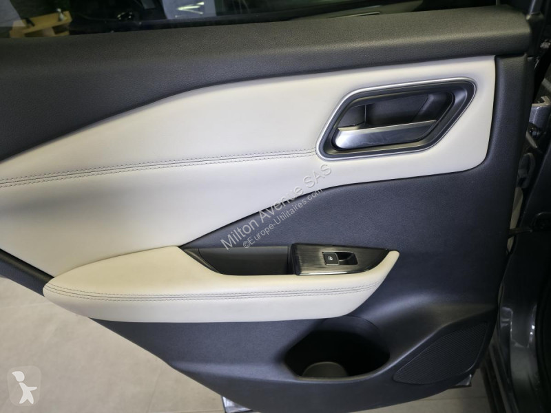 Samochód dostawczy Nissan QASHQAI 1.5 e-Power -...