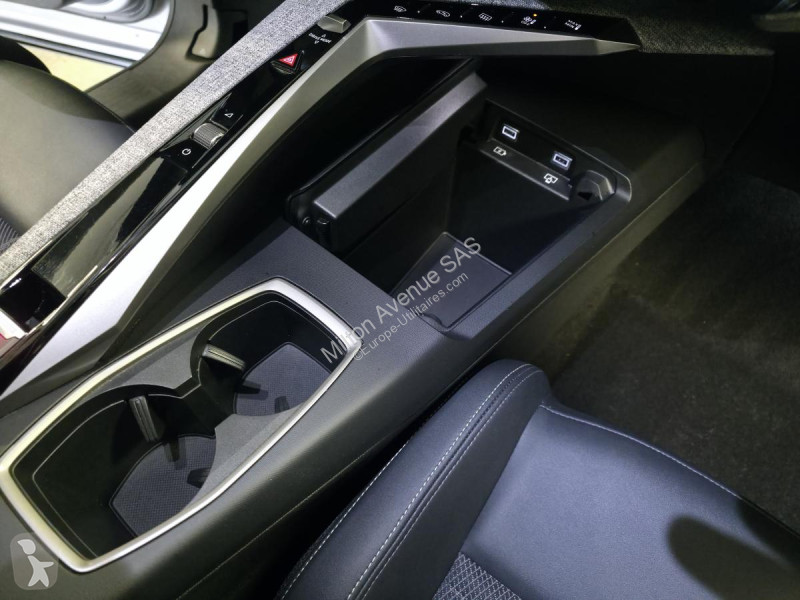 Peugeot 3008 1.2i Hybrid -136 - BV e-DCS6  III...
