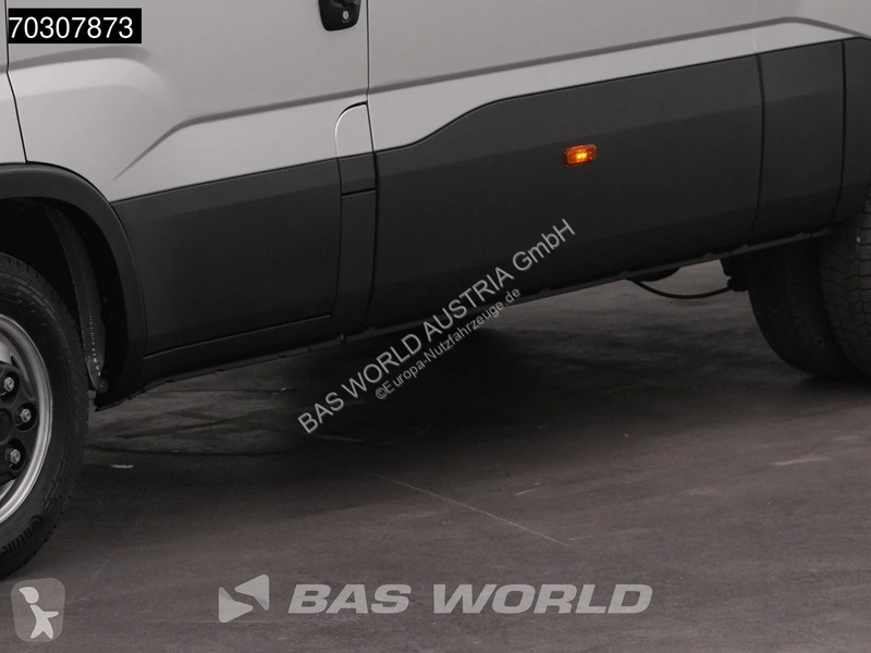 Véhicule utilitaire Iveco 35C21 Coming Soon!...