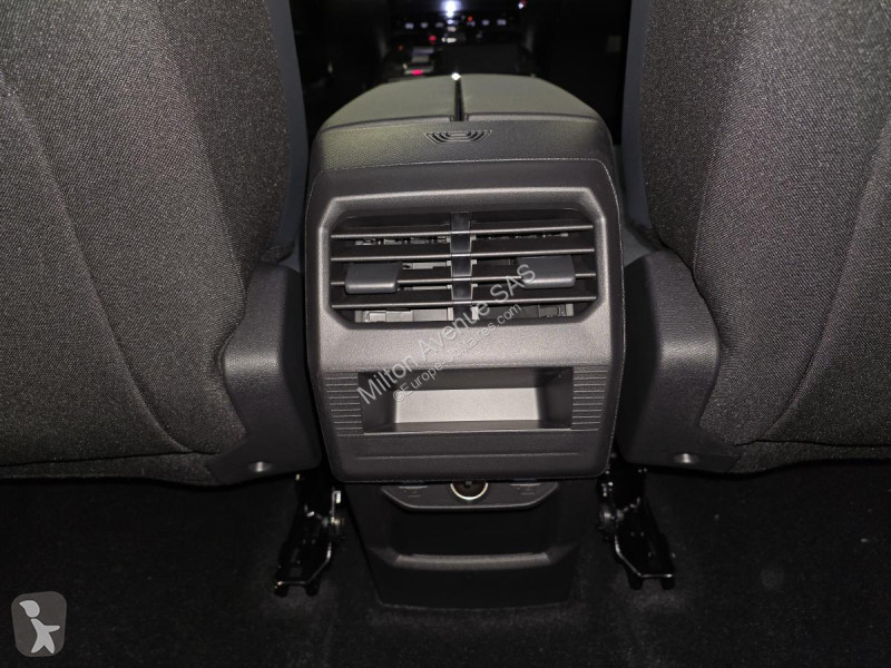 Véhicule utilitaire Citroën C5 AIRCROSS 1.2i...