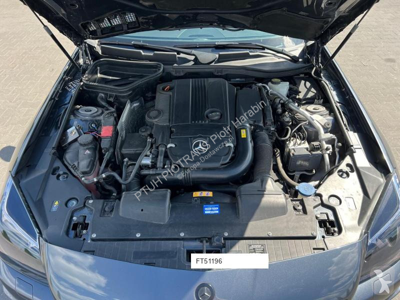 Samochód dostawczy Mercedes SLK 200