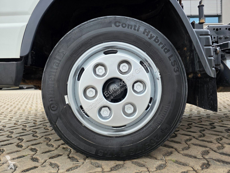 عربة نفعية Fuso 7C15