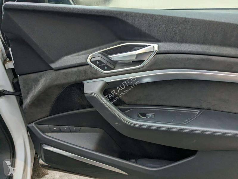 Véhicule utilitaire Audi