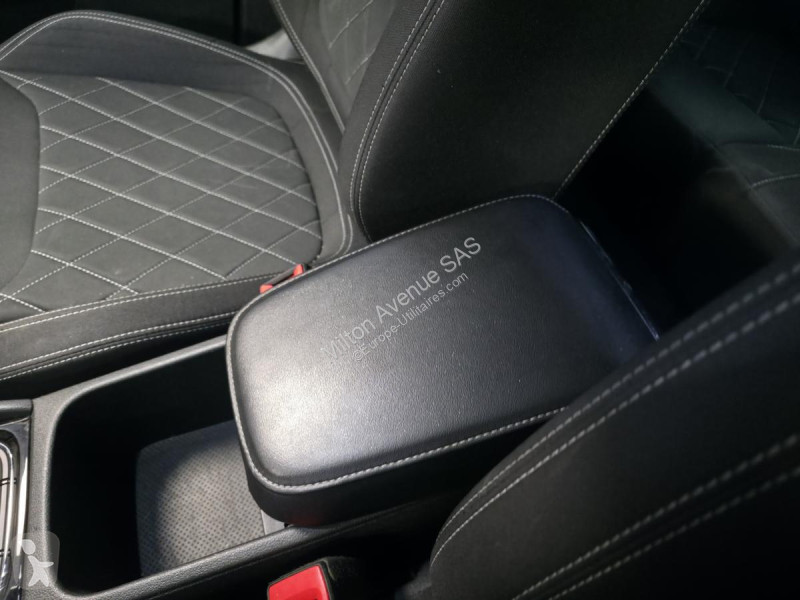 Samochód dostawczy Skoda KAROQ 2.0 TDI SCR -...
