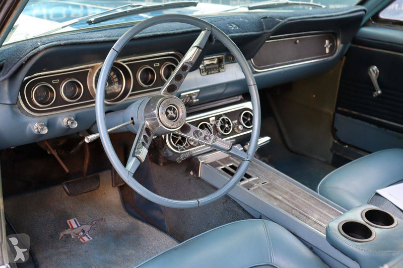 Furgoneta Ford V8