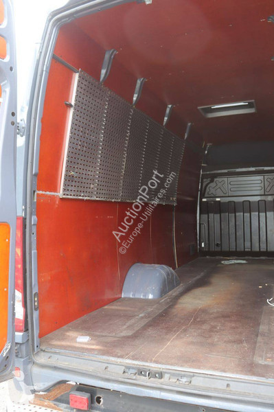 Furgoneta Iveco 70C18