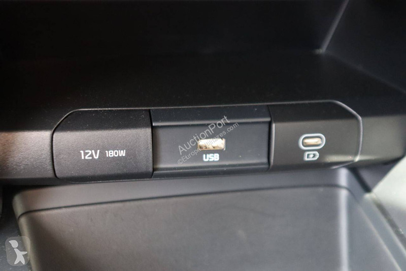 Samochód dostawczy KIA  Ceed