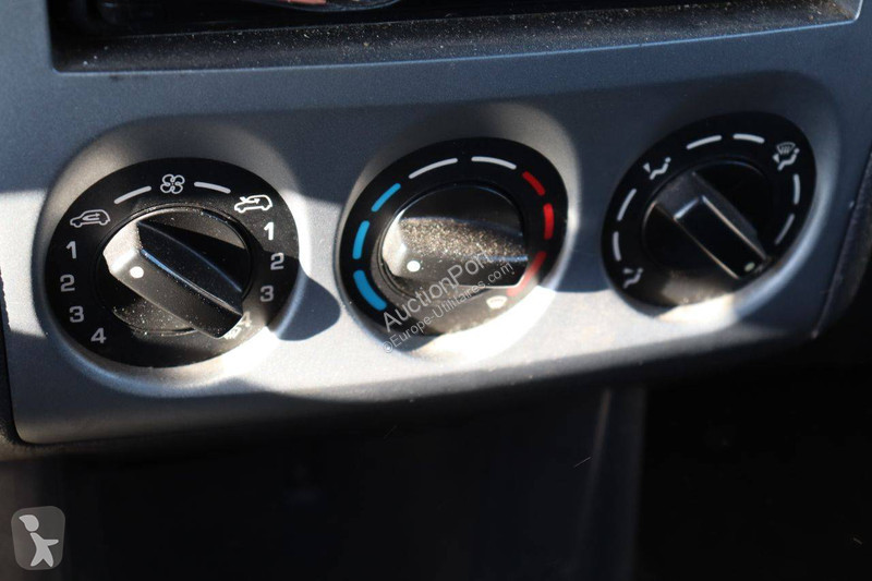 Véhicule utilitaire Peugeot