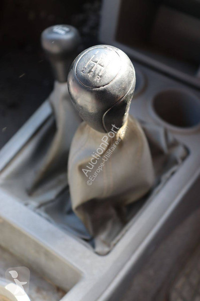 Véhicule utilitaire Ford