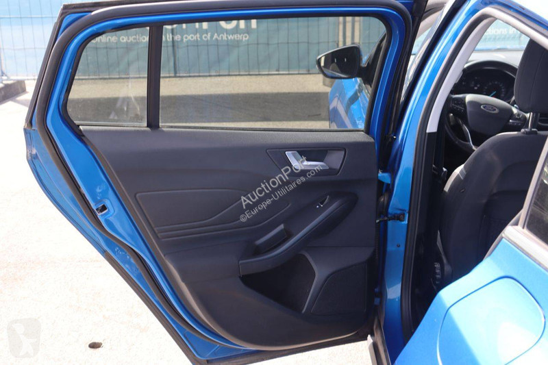 Véhicule utilitaire Ford