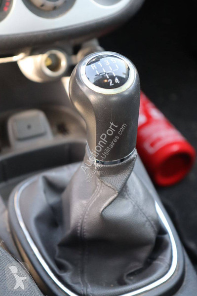 Véhicule utilitaire Opel