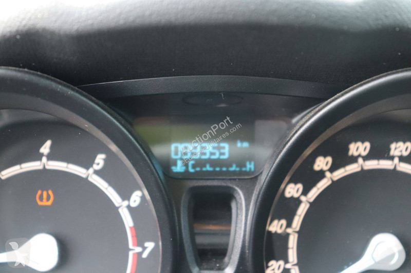 Véhicule utilitaire Ford