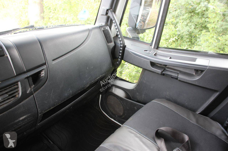 Véhicule utilitaire Iveco 80-210