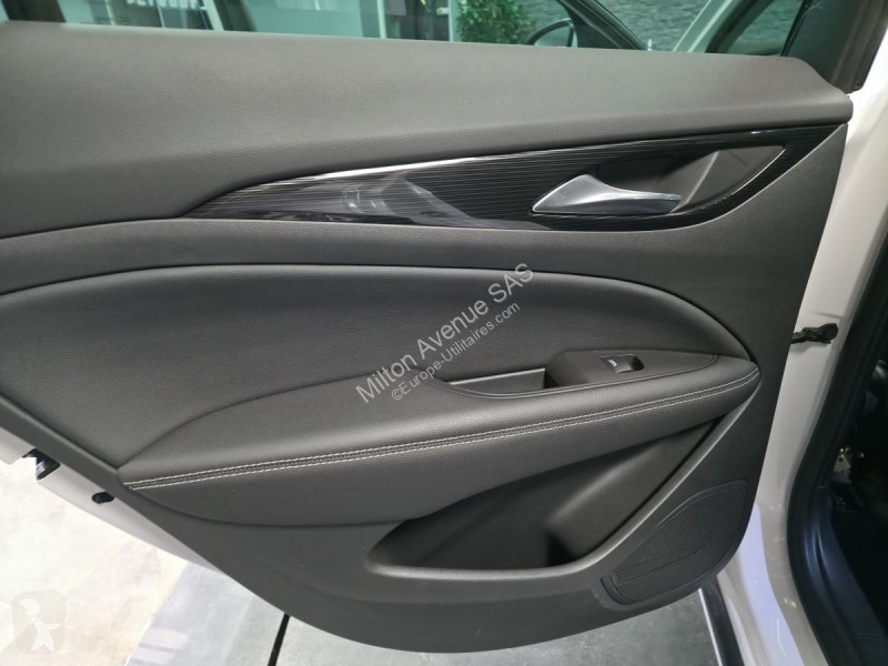 Véhicule utilitaire Opel Grand Sport 1.6 CDTI...