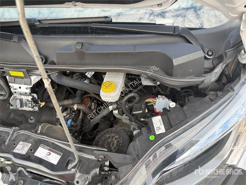 Véhicule utilitaire Opel 2.2