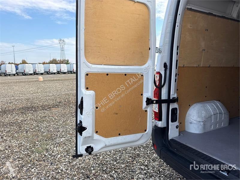 Furgoneta Renault 2.3DCI