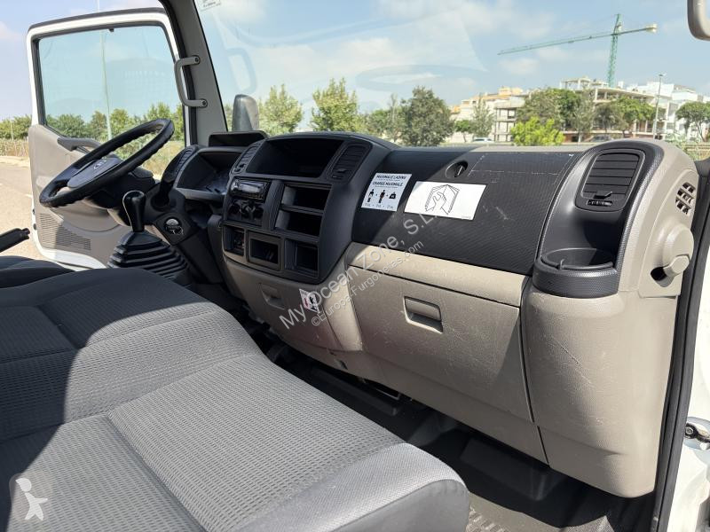 Furgoneta Nissan 35.12