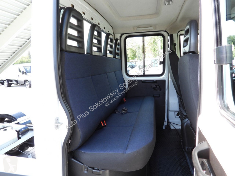 Veículo utilitário Iveco 35S14 DAILY