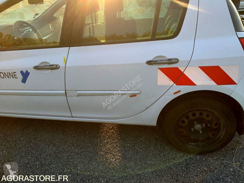 Véhicule utilitaire Renault CLIO