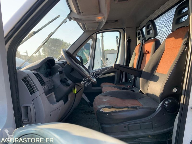 Véhicule utilitaire Fiat DUCATO