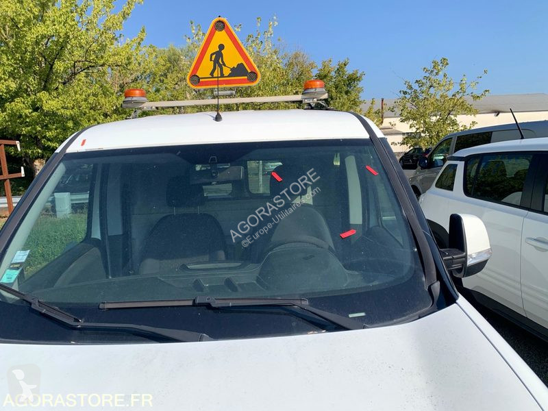 Véhicule utilitaire Fiat DOBLO