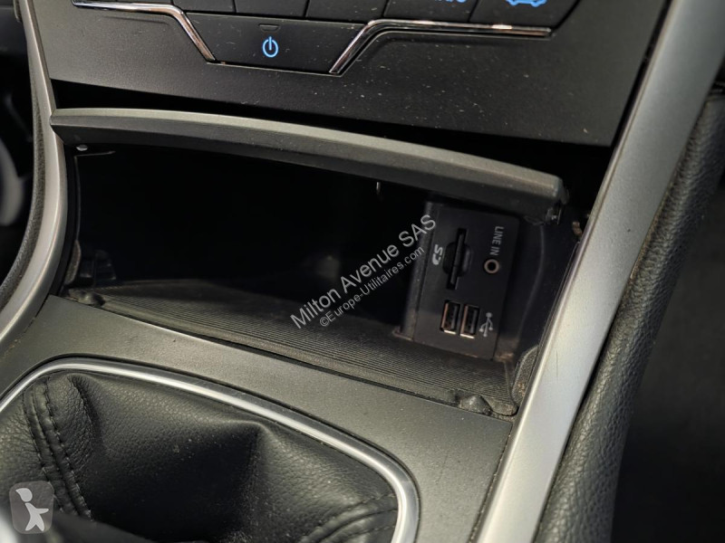 Nyttofordon Ford STELVIO 2.2 D - 160 - BVA  Veloce