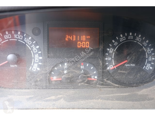 Véhicule utilitaire Iveco 40C35