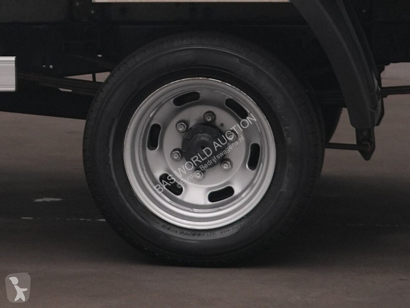 Véhicule utilitaire Iveco 35C14