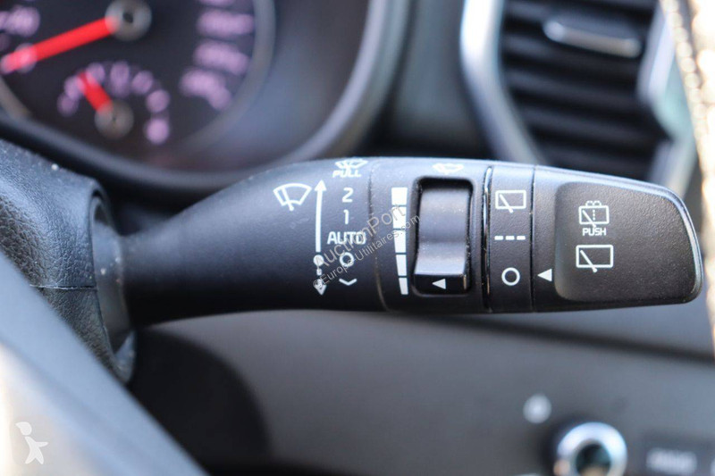 Véhicule utilitaire KIA