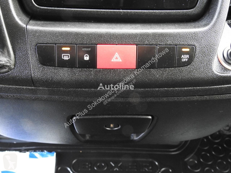 Véhicule utilitaire Citroën JUMPER FURGON...