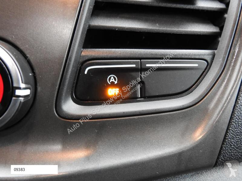 Véhicule utilitaire Ford TRANSIT FURGON...